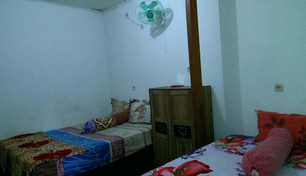 Diyah Homestay Kuta  Room photo